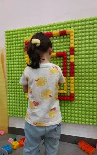 مربی خانه بازی لیانا