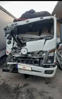 خریدار انواع کامیون و کشنده وسواری های تصادفی