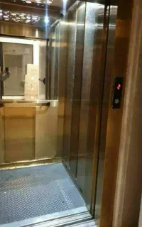 فروش ۱۶ متر تجاری با سر قفلی و ملکیت