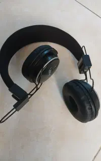 هدفون نیا nia