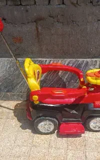 ماشین دستی برای حمل کودک