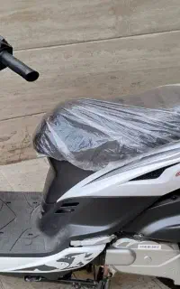 موتورسیکلت است آر-sr200