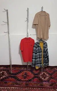 رگال تیله ای و آویز لباس فروشگاهی