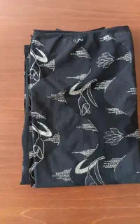 پارچه مشکی اکلیلی