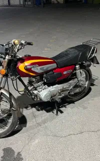 هندا ۱۲۵