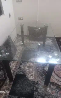 میز ناهار خوری شیشه سکوریت