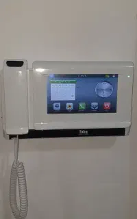 تعمیرتخصصی انواع آیفون تصویری سیار
