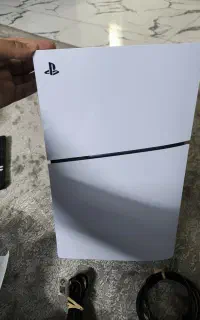 اروپا ps5 slim + پایه شارژر دیسکخور