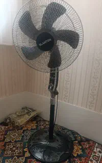پنکه ایستاده