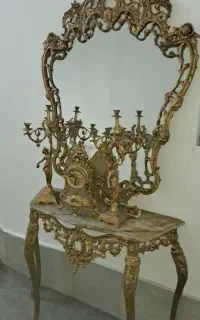اینه‌وکنسول