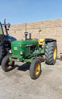 تراکتور جاندیر 2040