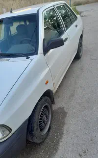 پراید سفید