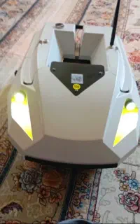 قایق طعمه پاش