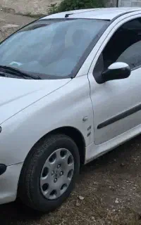 پژو ۲۰۶ تیپ ۵ وی ۸