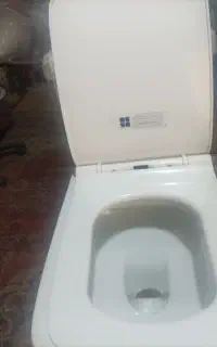 توالت فرنگی اداسا ری