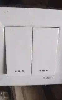تعدادی لوازم برقی و فلش تانک