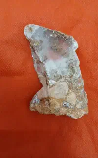 سنگ قیمتی مشکوک