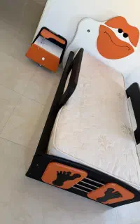 تخت خواب تخت نفره با تشک و پاتختی