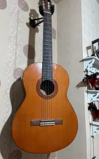 گیتار یاماها C40اصل