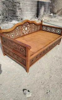 تخت سنتی چوب چنارممتاز