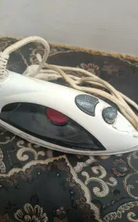 اتو بخار خیلی کم کار کرده