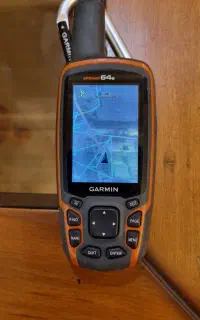جی پی اس گارمین garmin map 64s با رم نقشه