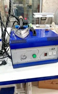 چرخکار ماهر خانم در محیط کاملا زنانه