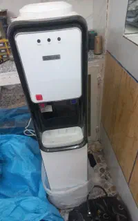 دستگاه آبسردکن