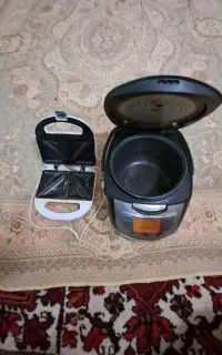 زود پز پلو پز و ساندویچ ساز.