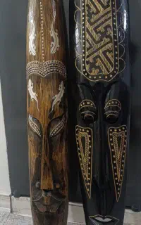 مجسمه چوبی