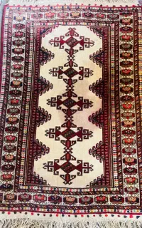 قالیچه دستباف رنگ گیاهی