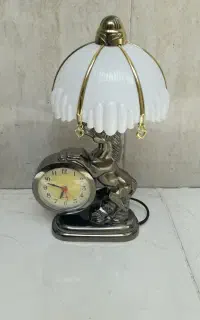 ساعت رومیزی