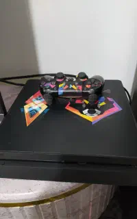PS4 slim 1T