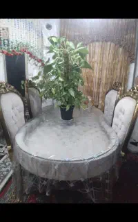 میز ناهار خوری با قیمت مناسب