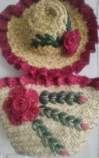 ساک وکلاه سنتی حصیری