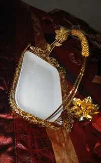 شیرینی خوری وشکلات خوری طلایی شیک