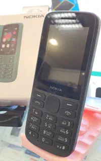 نوکیا 215 رمخور ولی بی دوربین 2 sim