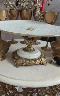 شیرینی خوری