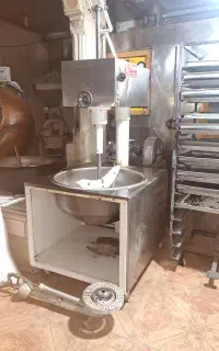 داغ زن وقالب باسلوق وخمیر گیر چرخ گوشتی