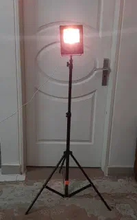 پروژکتور رشد گیاه