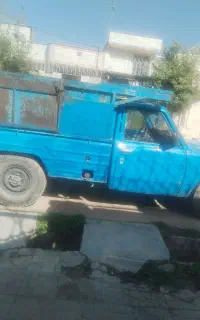 نیسان مدل 82