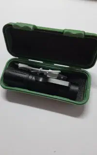 چراغ قوه ی با کیفیت نو پلمپ بدونه استفاده شدگی