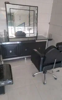 به یک آرایشگر آقا جهت همکاری نیازمندیم