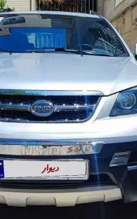 BYD S6