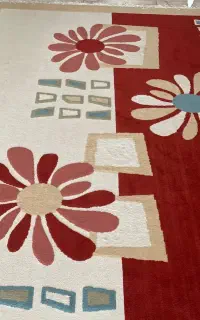 فرش گل برجسته سالم وتمیز۲×۳