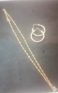 گوشواره و زنجیر