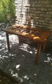 ... میزغذاخوری