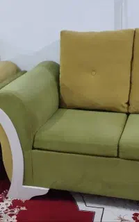 مبل ۷ نفره بسیار خوش رنگ سالم