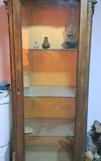 ویترین چوبی