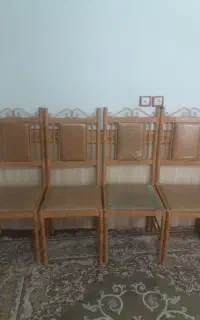 میز صندلی خوش رنگ مالزی با دوام چهار نفر